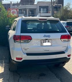 جیپ گراند شیرۆکی